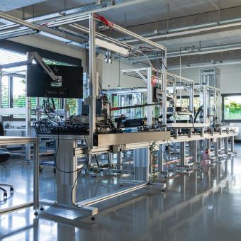 Fertigungsanlage ROAD